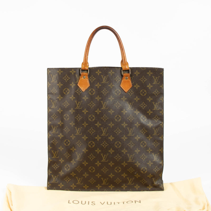 Shop this authentic Louis Vuitton Monogram Sac Plat pre-loved on Labellov.com 