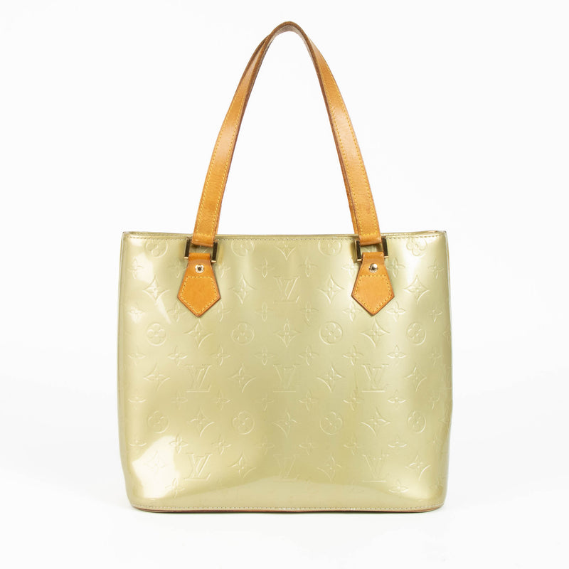 Shop this authentic Louis Vuitton Yellow Vernis Reade pre-loved on Labellov.com 