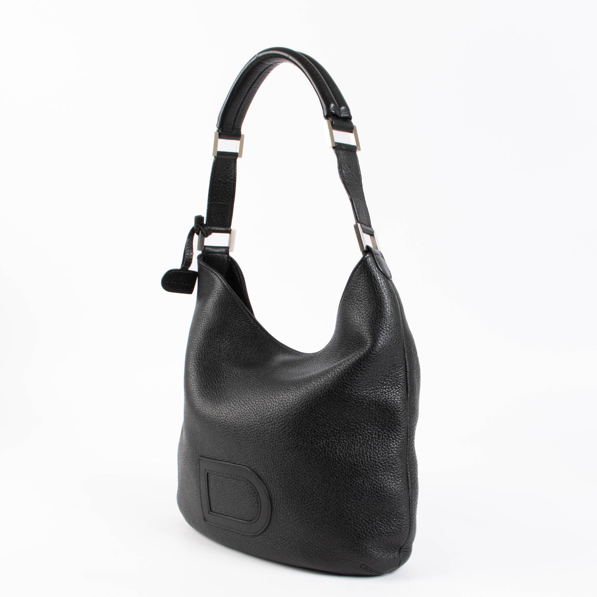 Shop the authentic Delvaux Black Leather Louise Shoulder Bag second hand on Labellov.com