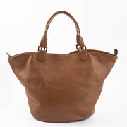 Shop the authentic Delvaux Tan Souple Louise Shoulder Bag second hand on Labellov.com