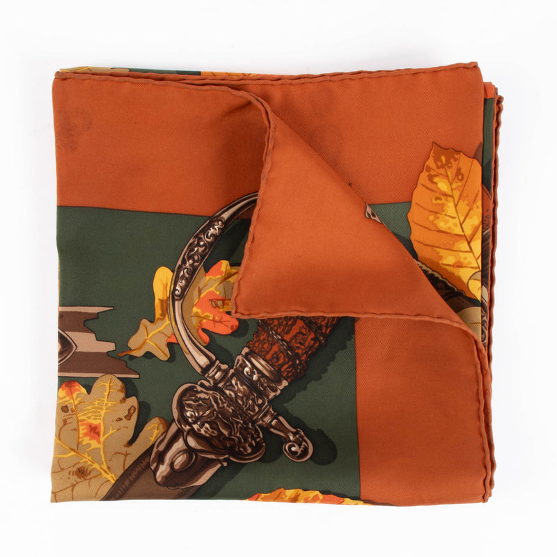 Shop the authentic Hermes Carré de Soie 90 Au Plus Dru second hand on Labellov.com