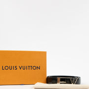 Shop the authentic Louis Vuitton Black Glazed Calfskin Anagramme Belt second hand on Labellov.com!