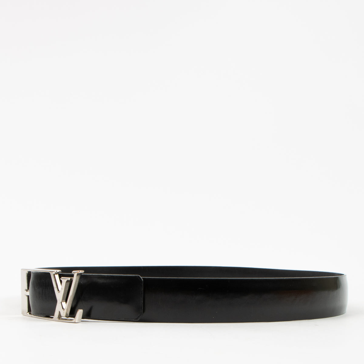 Shop the authentic Louis Vuitton Black Glazed Calfskin Anagramme Belt second hand on Labellov.com!