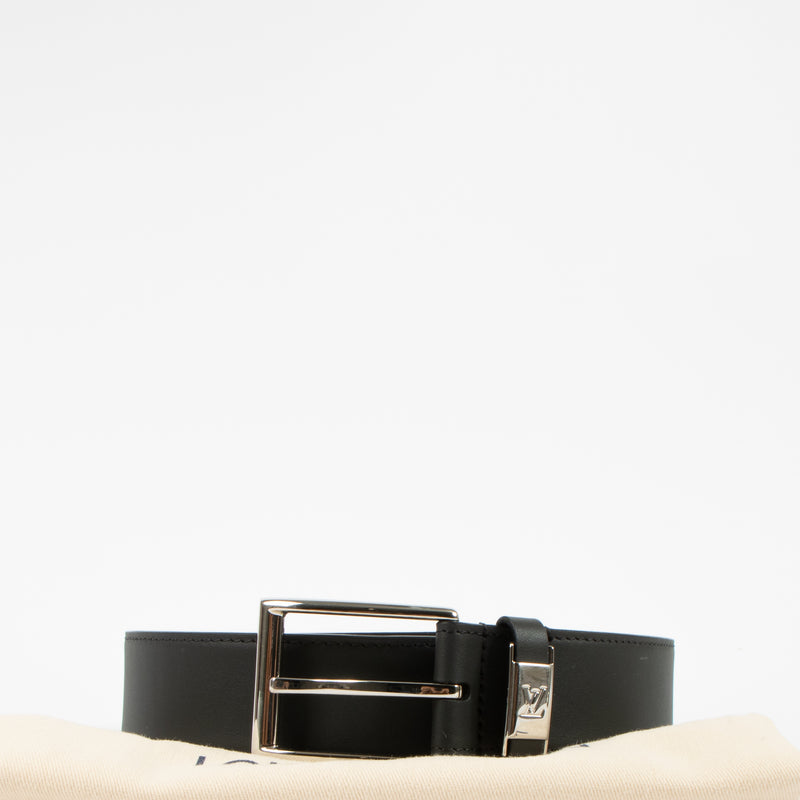 Shop the authentic Louis Vuitton Black LV City Pin 35mm Belt second hand on Labellov.com!