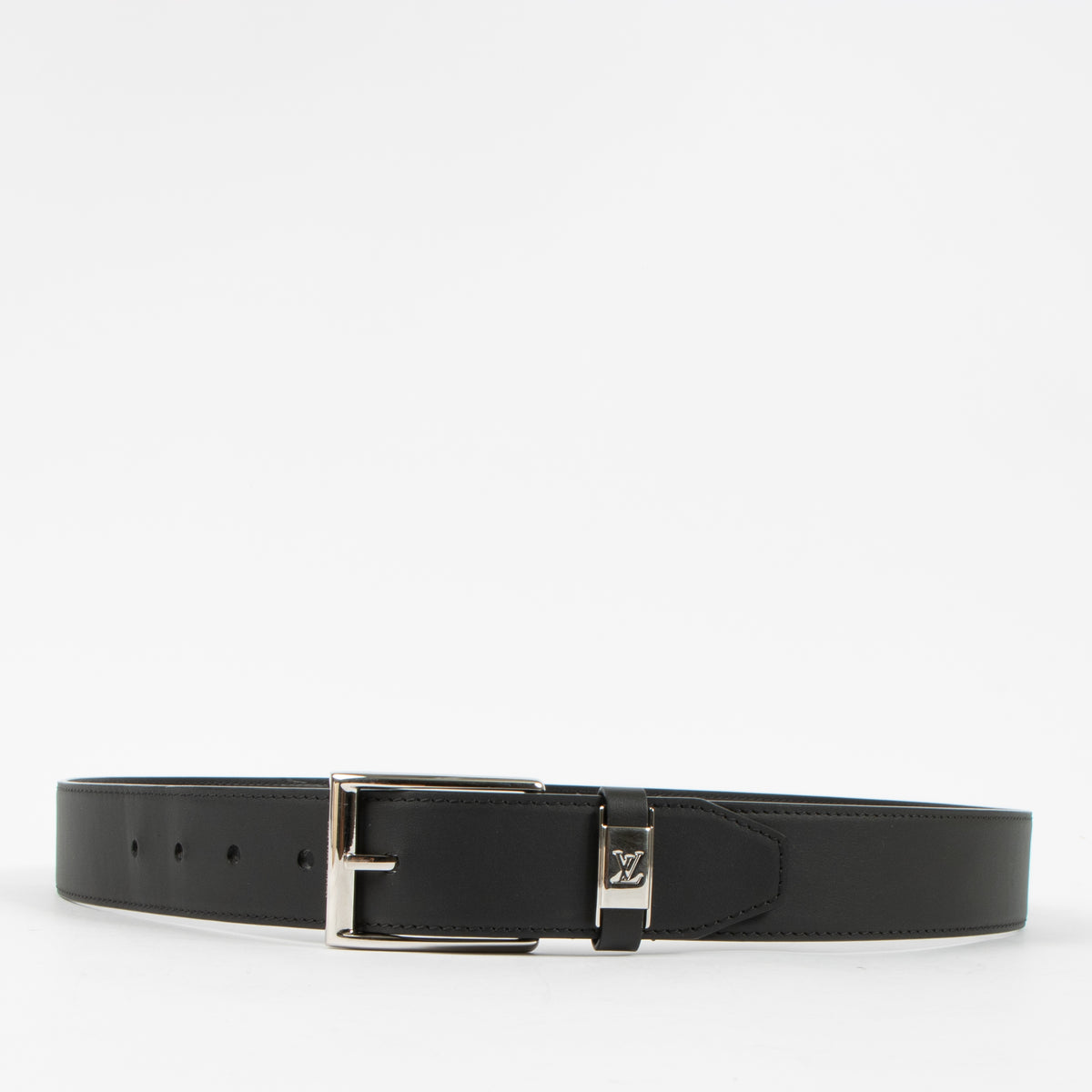Shop the authentic Louis Vuitton Black LV City Pin 35mm Belt second hand on Labellov.com!
