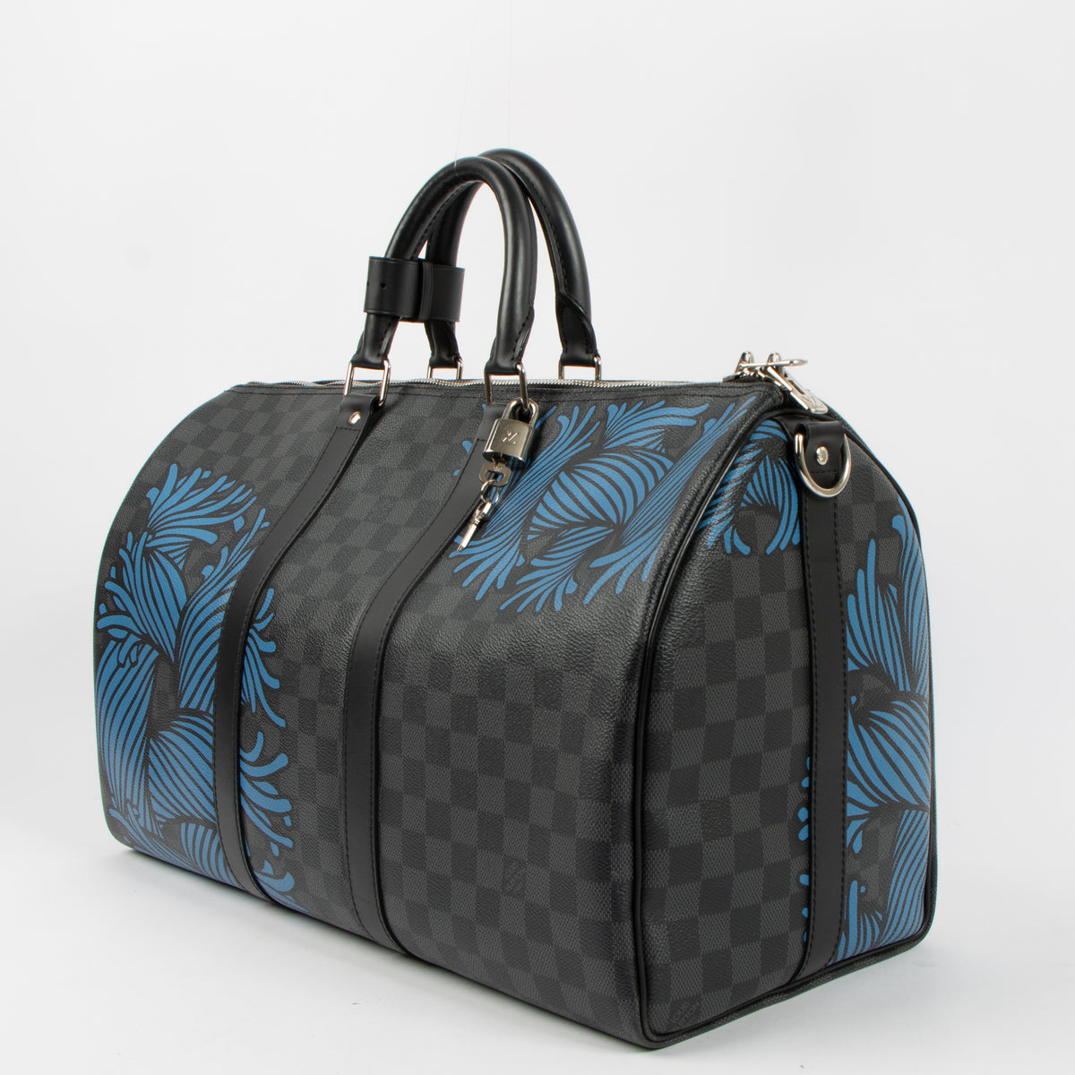 Shop the authentic Louis Vuitton Nemeth Damier Graphite Rope Keepall Bandouliere 45 Bag second hand on Labellov.com!