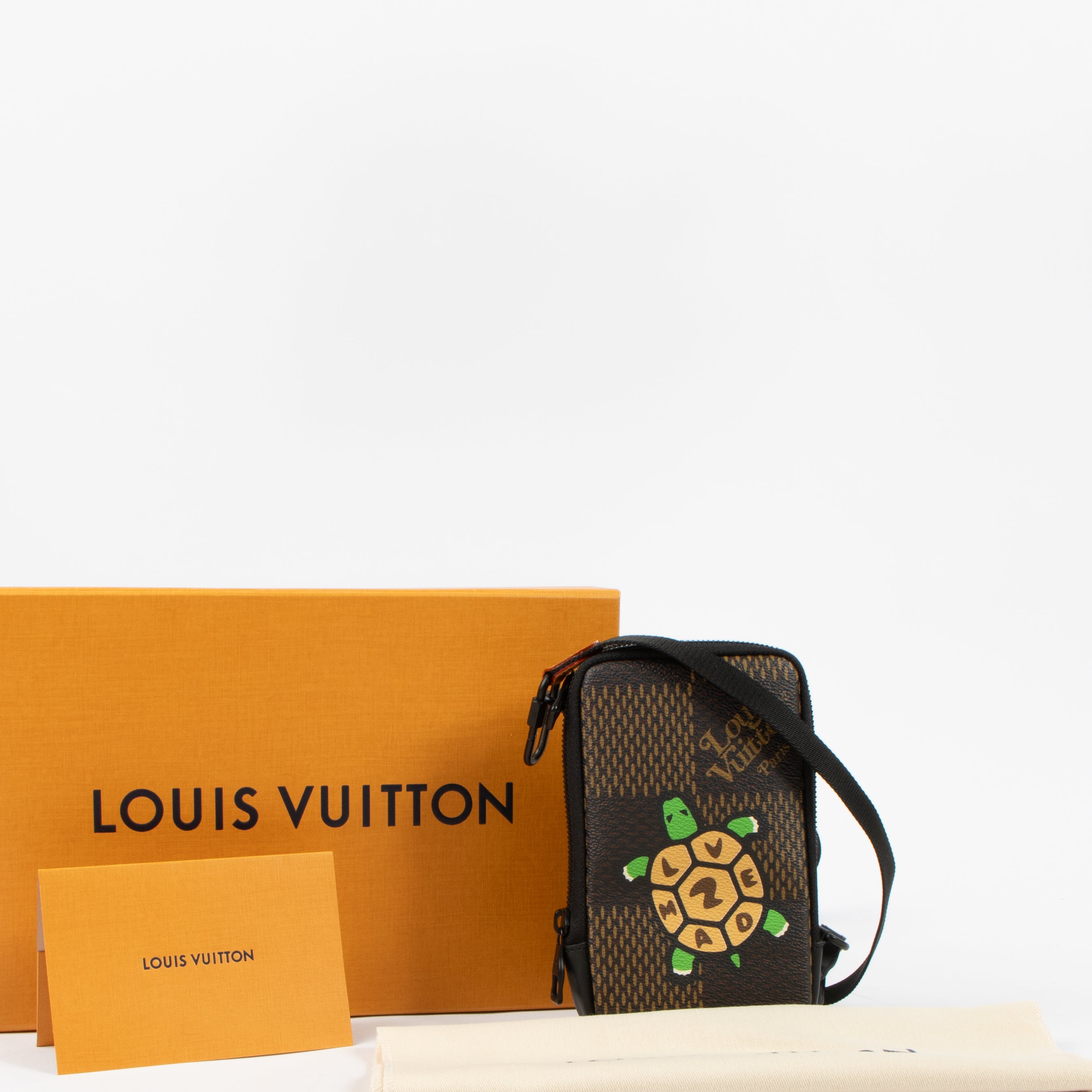 Louis Vuitton 202 Nigo Giant Tortoise double phone pouch – Labellov