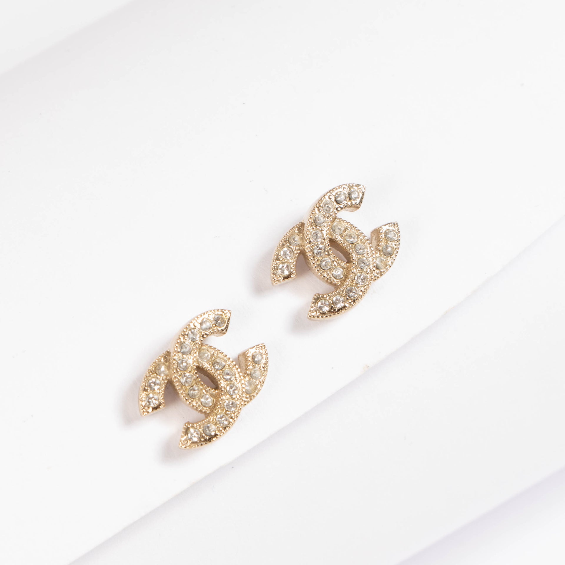 Shop this 100% authentic Chanel 20V Crystal CC Earrings at Labellov.com