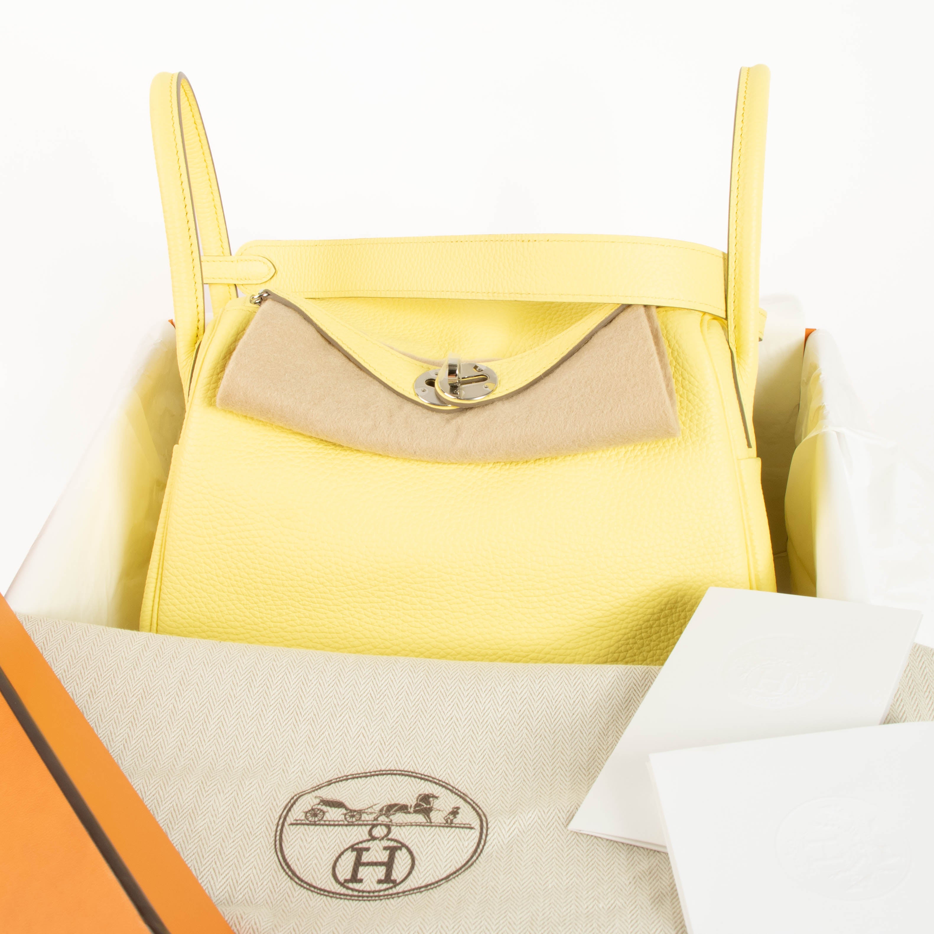 Hermès Lindy 26 Limoncello Clemence PHW – Labellov