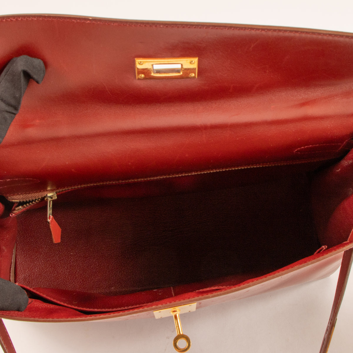 Shop the authentic Hermes Vintage Kelly 32 Rouge Vif Box GHW on Labellov.com.