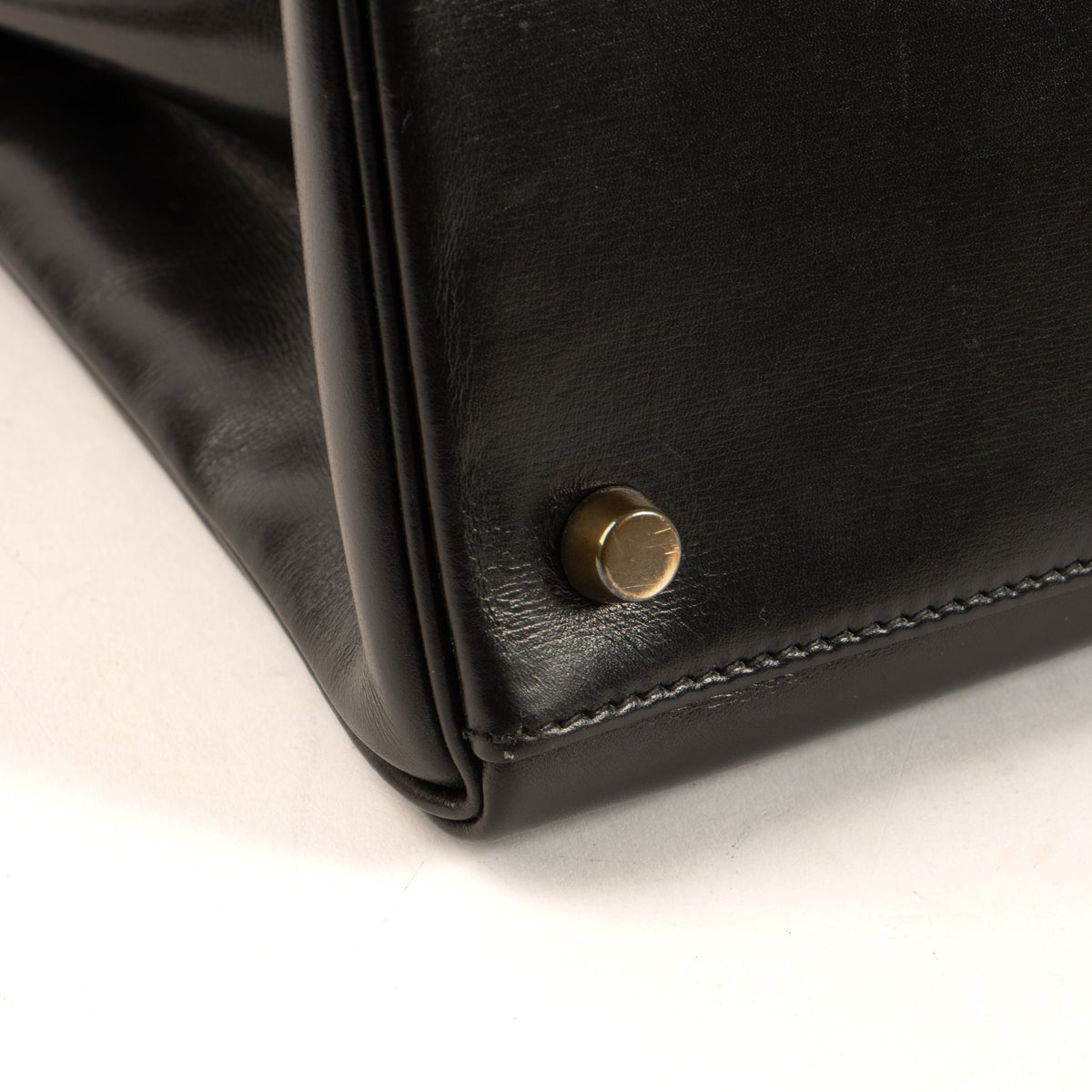 Hermès Vintage Kelly 28 Black Box GHW