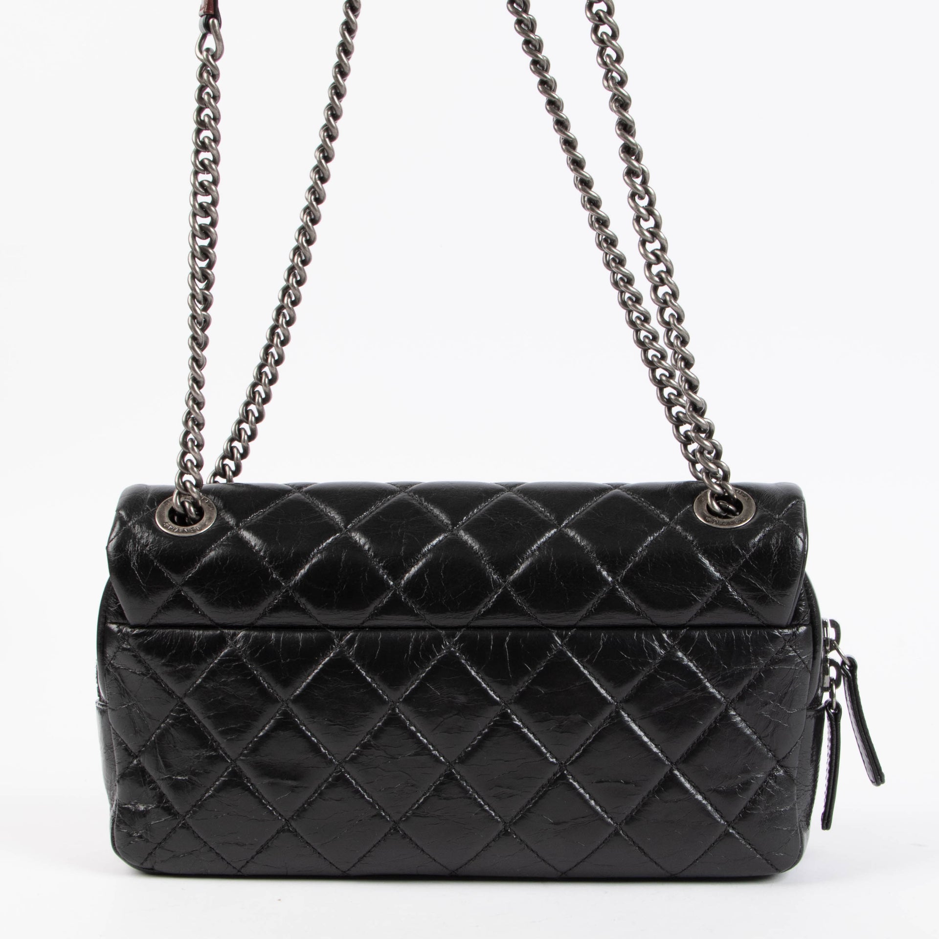 Shop the authentic Chanel Black Medium Easy Flap Bag second hand on Labellov.com