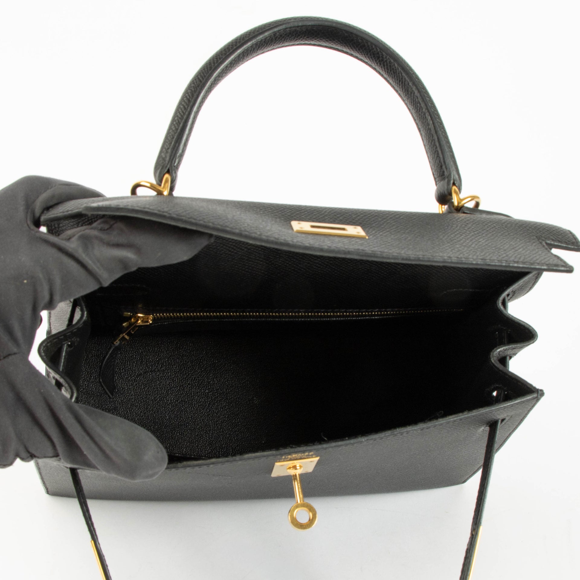 Hermès Kelly 25 Black Epsom GHW