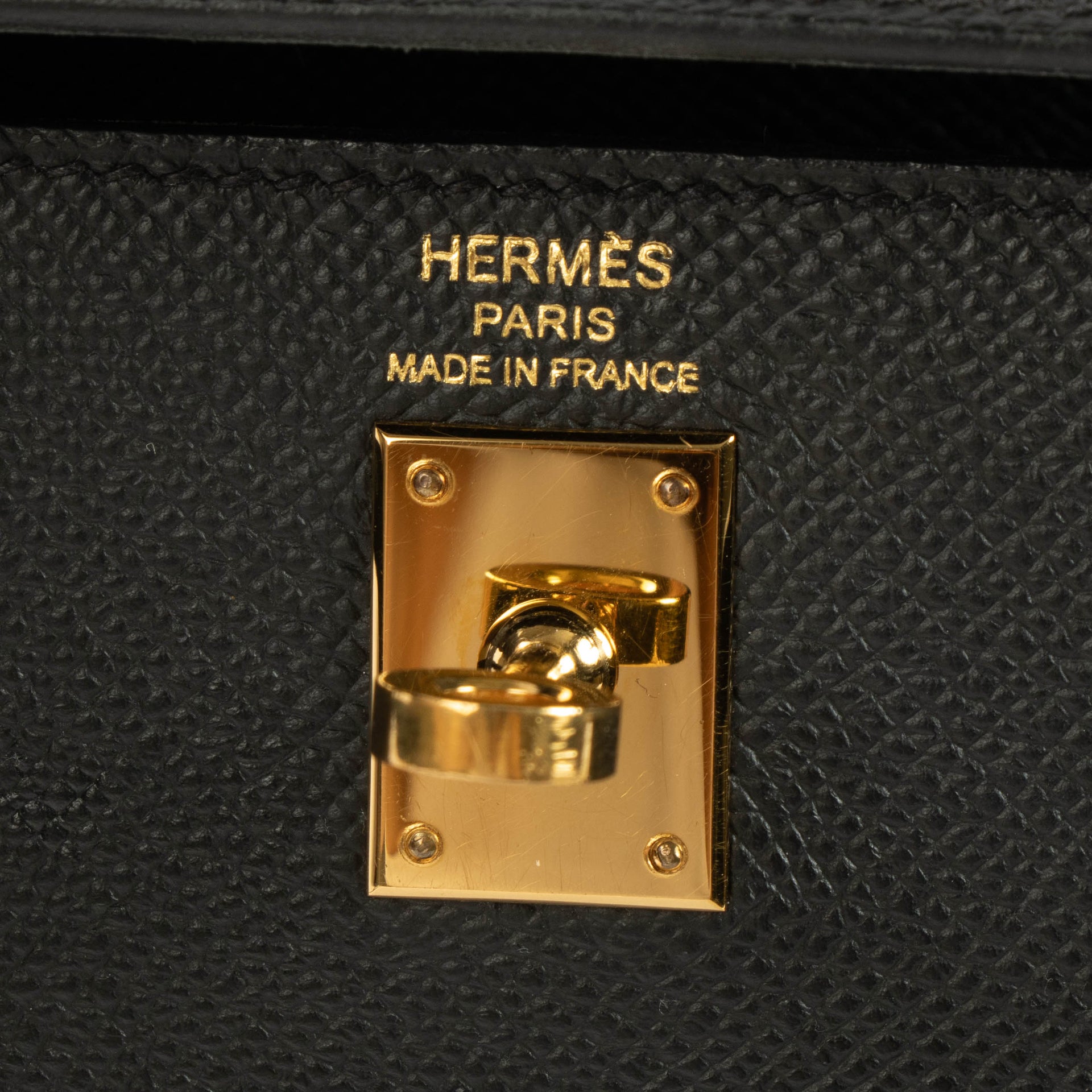 Hermès Kelly 25 Black Epsom GHW