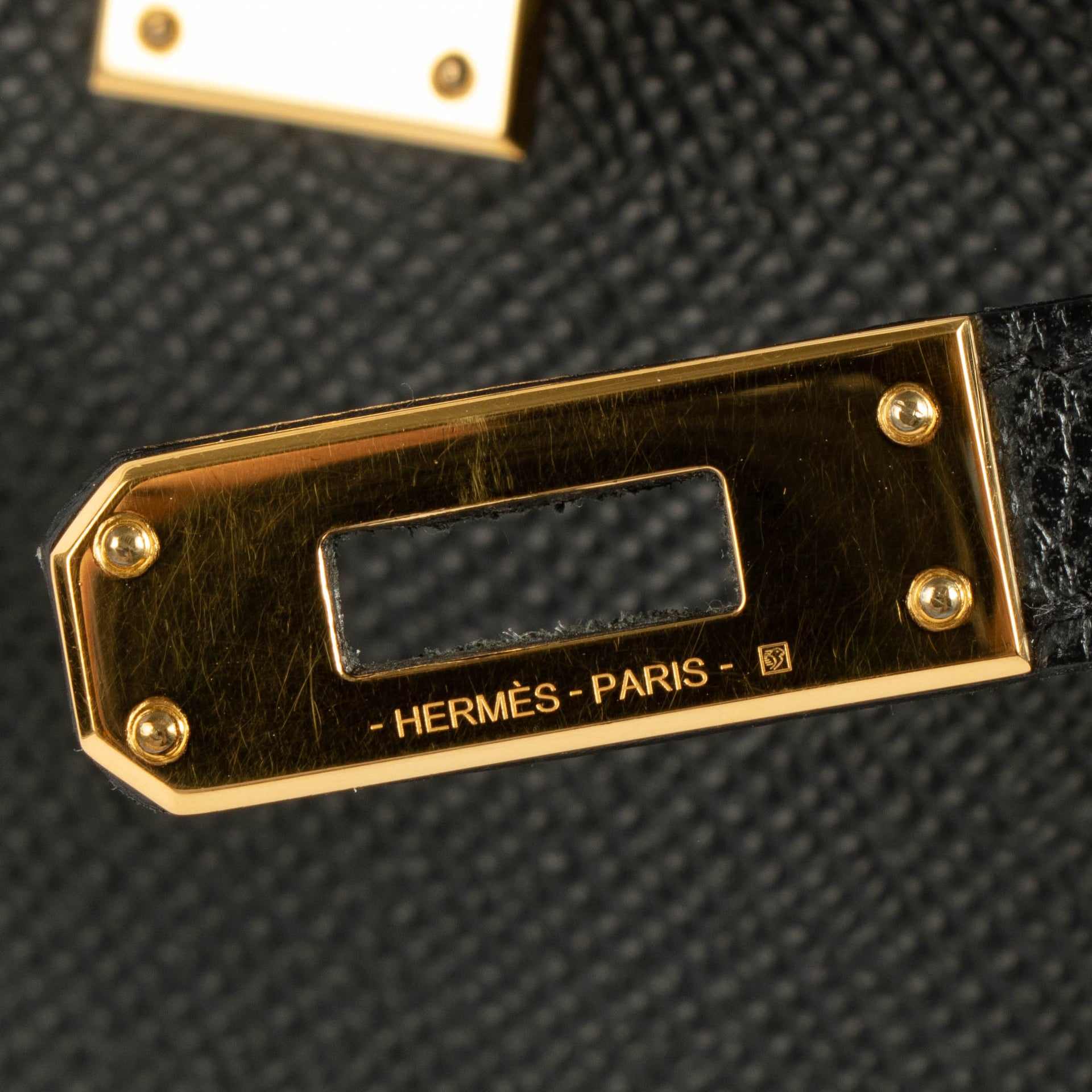 Hermès Kelly 25 Black Epsom GHW