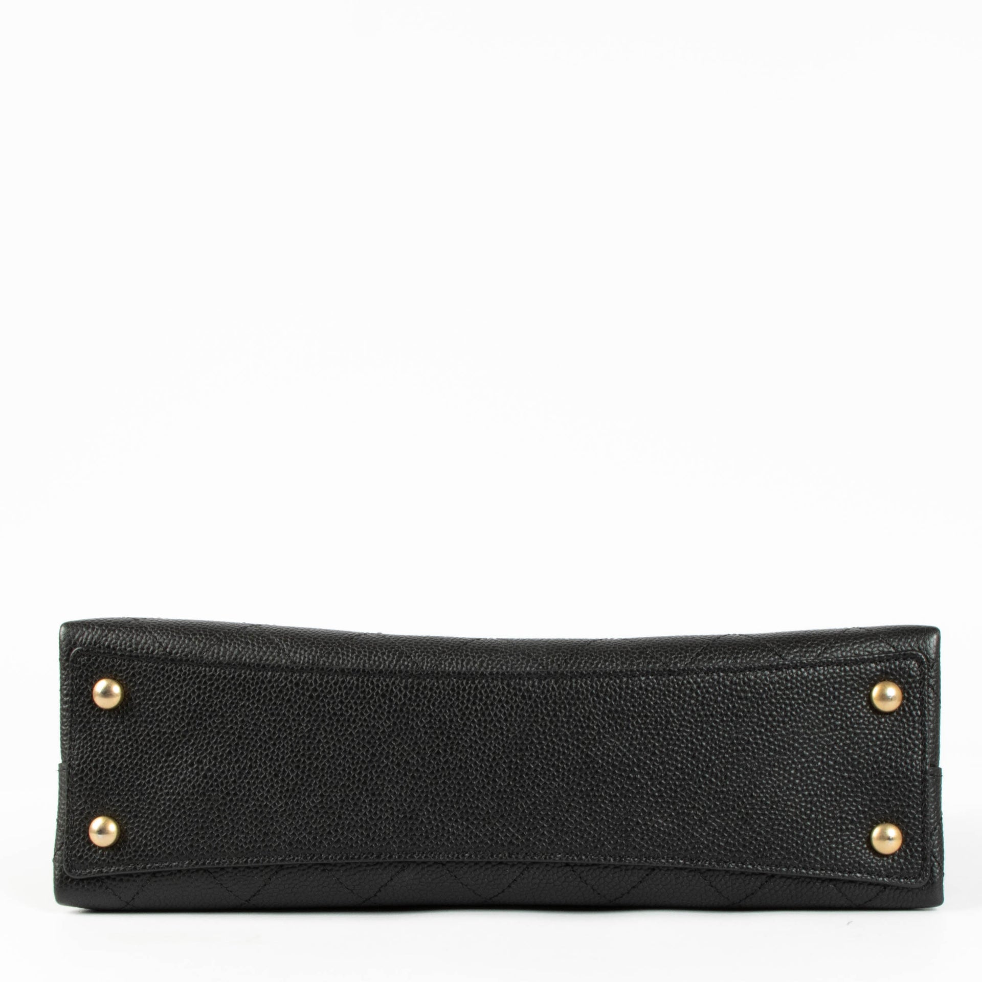 Shop the authentic Chanel Black Medium Chic Affinity Flap Crossbody Bag second hand on Labellov.com