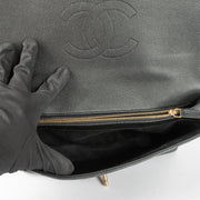 Shop the authentic Chanel Black Medium Chic Affinity Flap Crossbody Bag second hand on Labellov.com