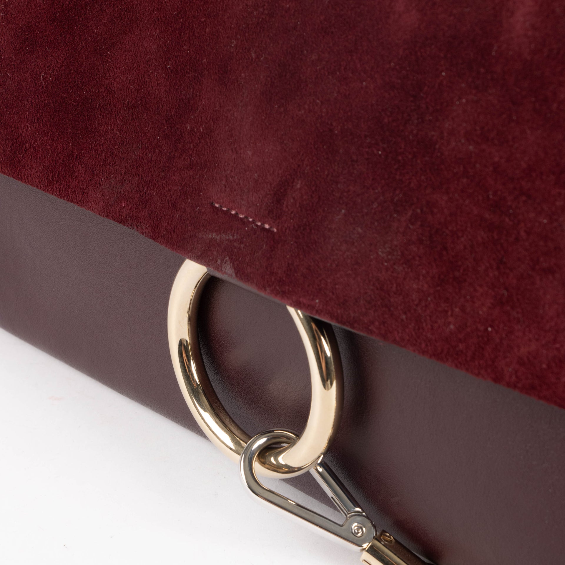 Shop this authentic Chloé Bordeaux Faye Clutch pre-loved on Labellov.com 