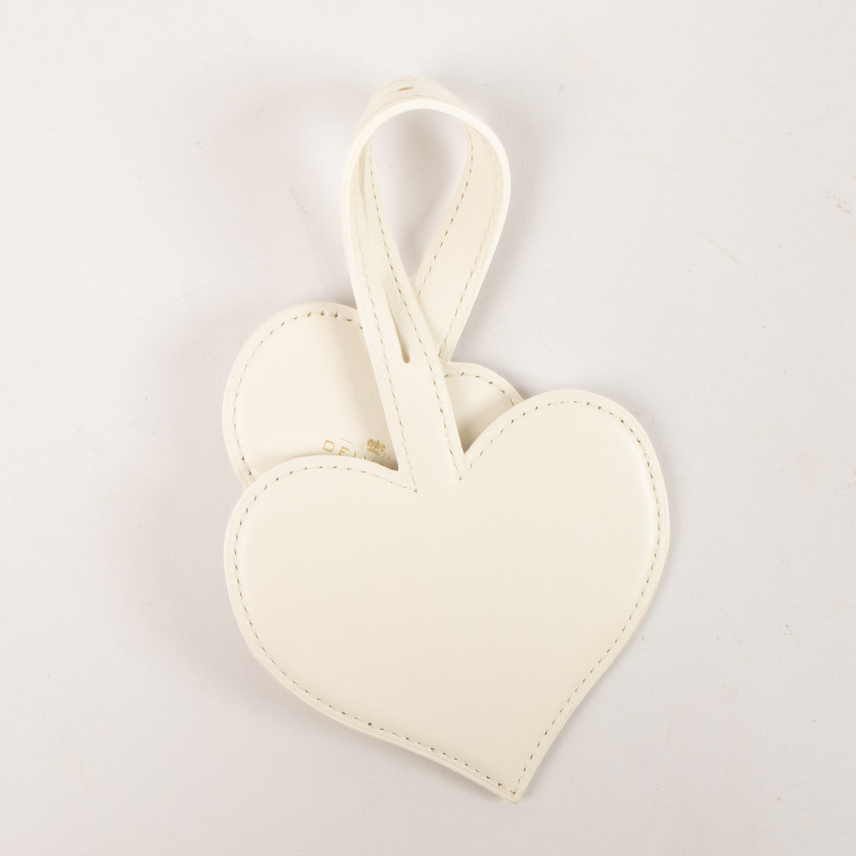 Shop this authentic Delvaux Ivory/Vegetal Calf Souple Coeur Charms pre-loved on Labellov.com