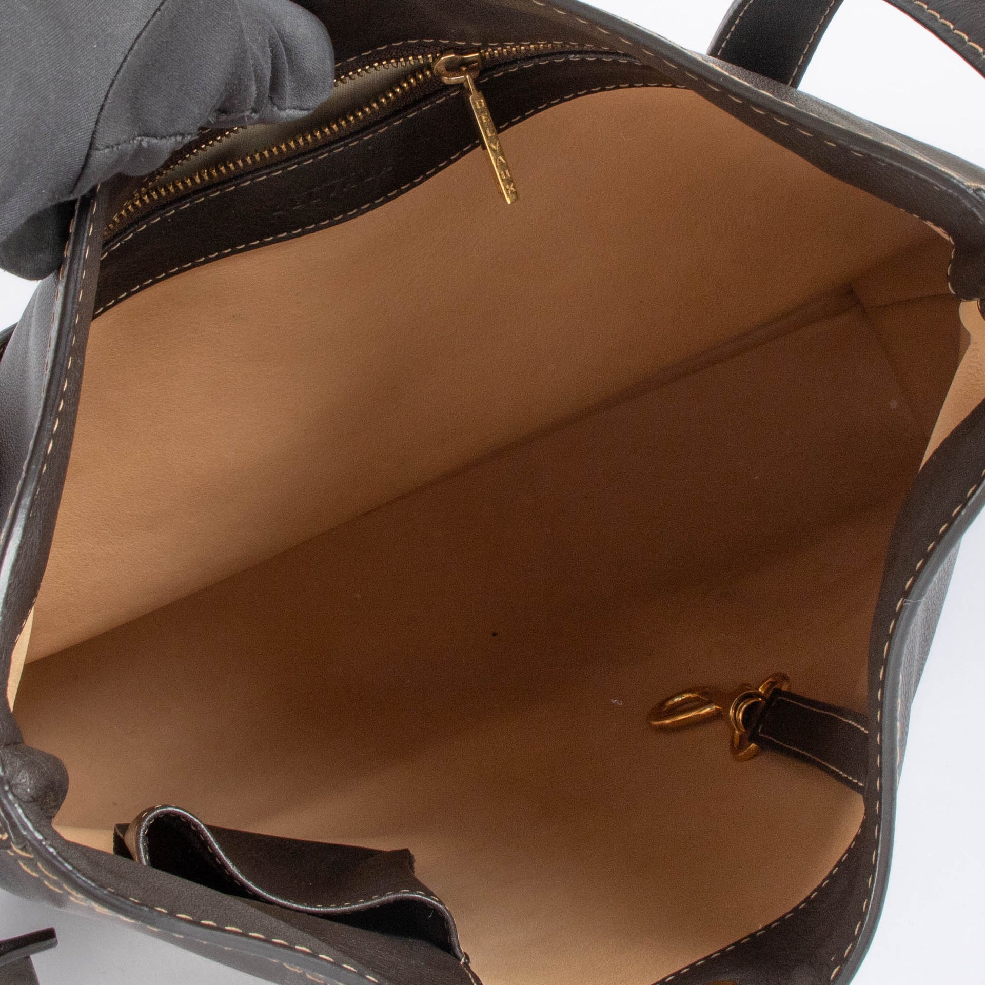 Shop this authentic Delvaux Vintage Chocolat Grand Place Tote Bag pre-loved on Labellov.com 