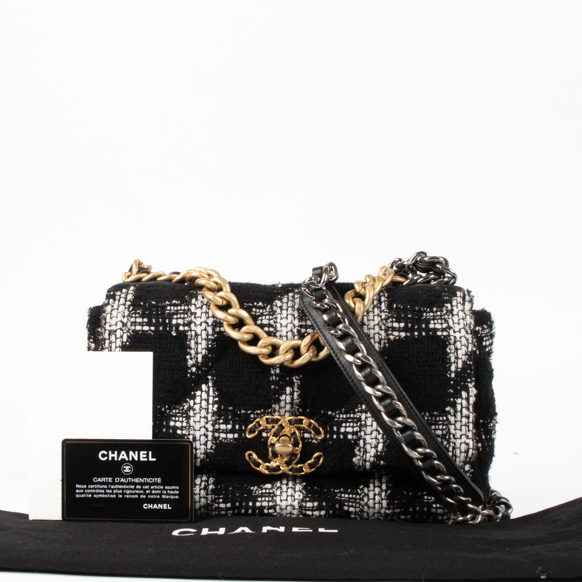 Chanel Black/White Houndstooth Tweed Small Chanel 19 Bag
