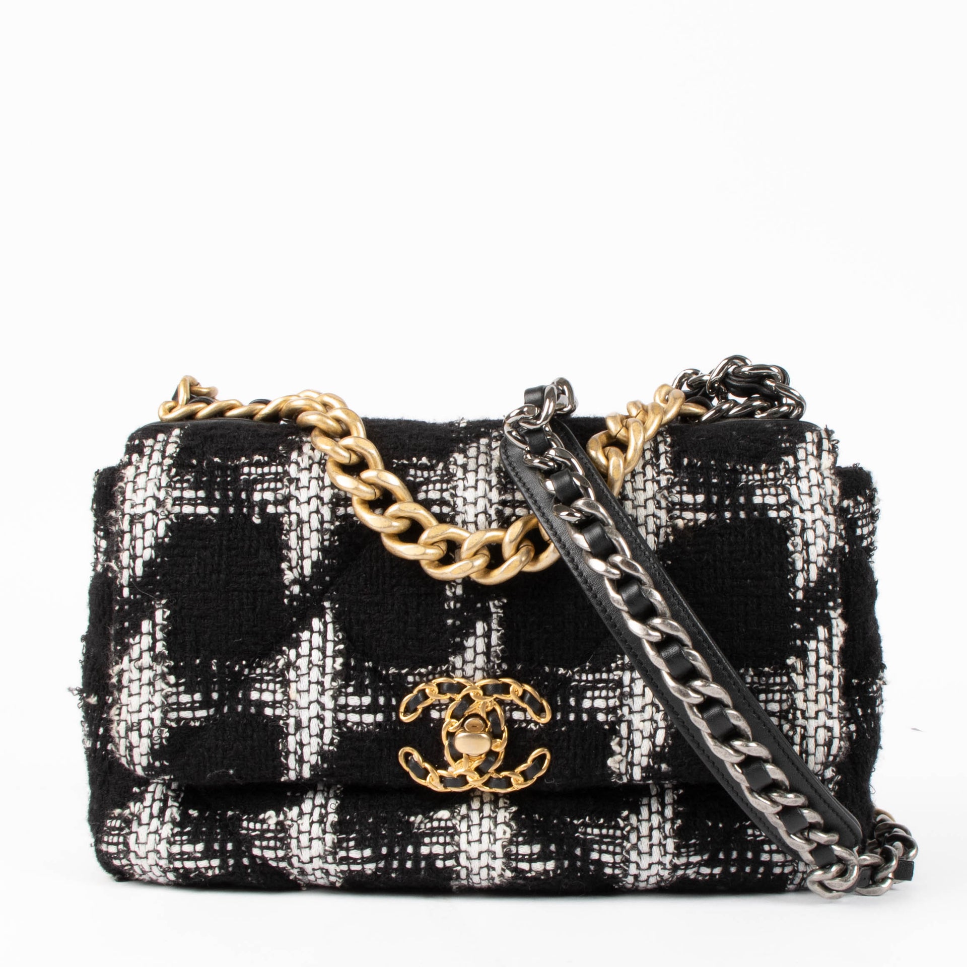 Chanel Black/White Houndstooth Tweed Small Chanel 19 Bag