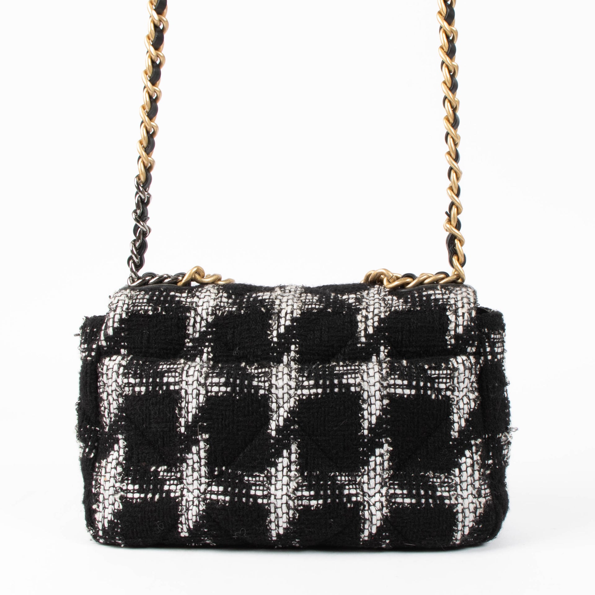 Chanel Black/White Houndstooth Tweed Small Chanel 19 Bag