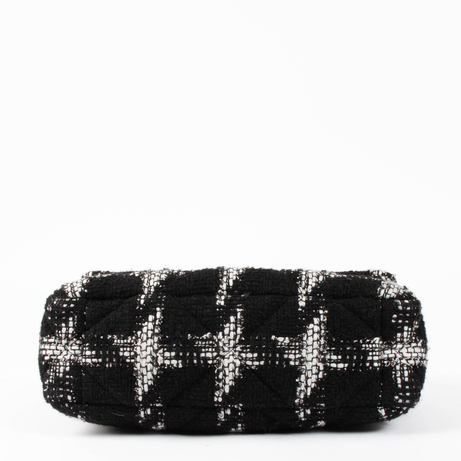 Chanel Black/White Houndstooth Tweed Small Chanel 19 Bag
