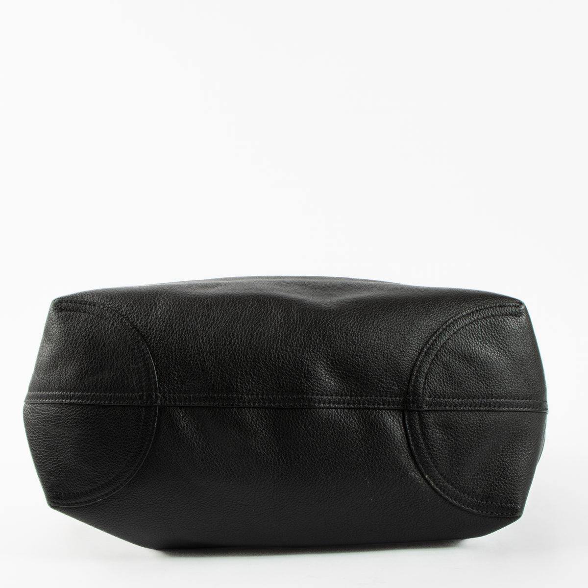 Shop this authentic Delvaux Black Givry With me Shoulder Bag pre-loved on Labellov.com