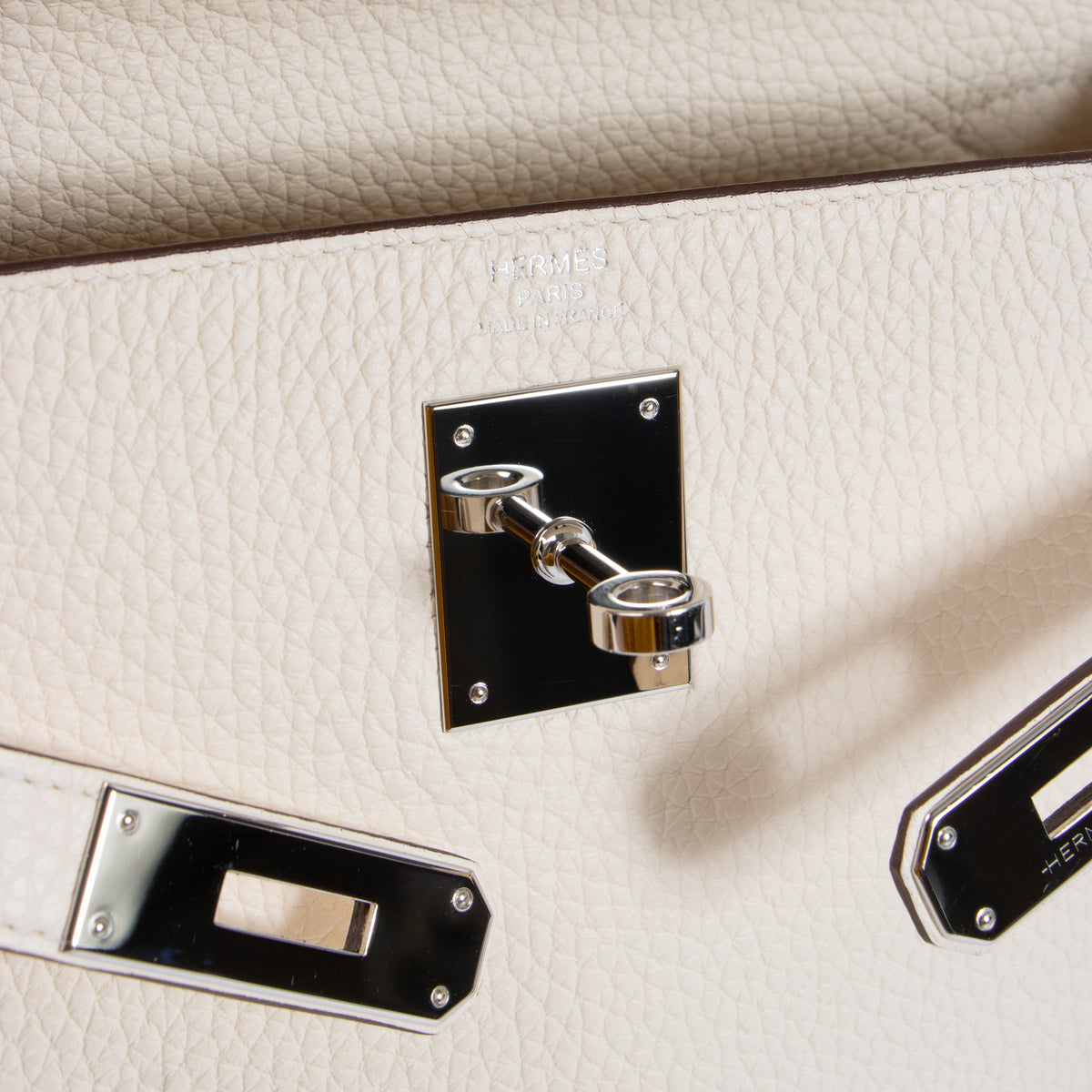 Hermès Kelly 28 Nata Clemence PHW