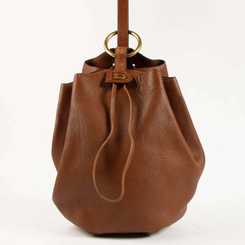 Shop the authentic Delvaux Brown Rose des Vents GM Bag on Labellov.com !