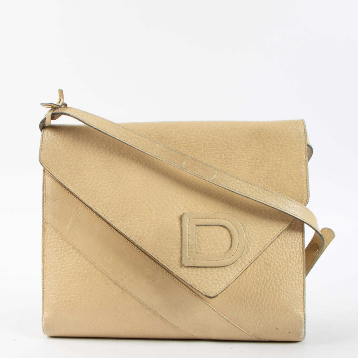 Shop this authentic Delvaux Vintage Beige Leather Shoulder Bag Pre-Loved on Labellov.com
