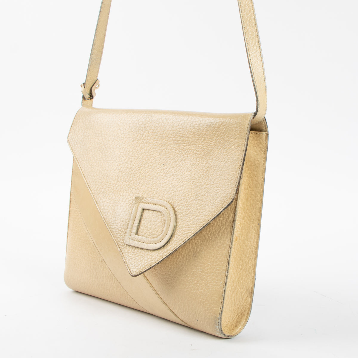 Shop this authentic Delvaux Vintage Beige Leather Shoulder Bag Pre-Loved on Labellov.com
