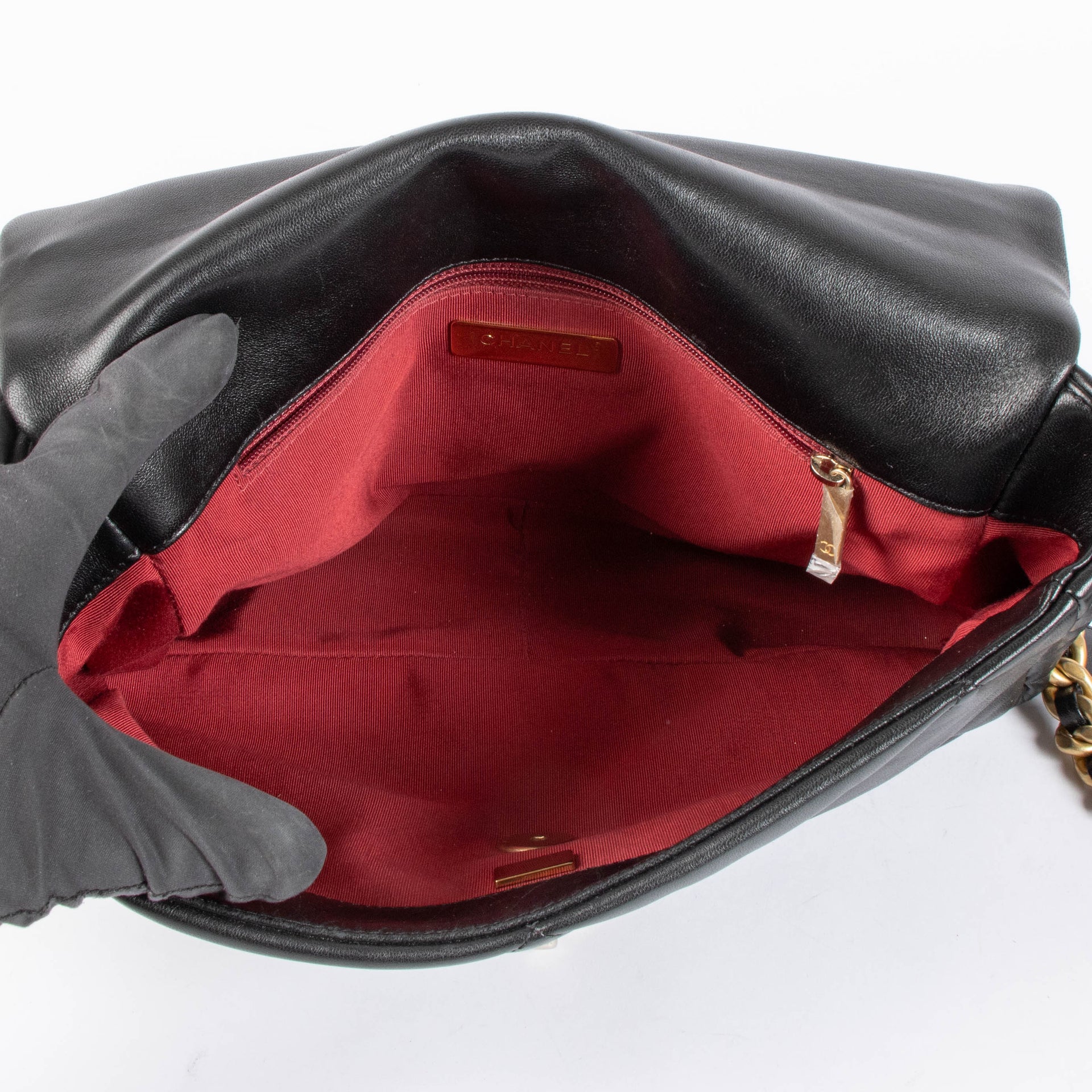 Shop the authentic Chanel Black Large 19 Shoulder Bag second hand on Labellov.com