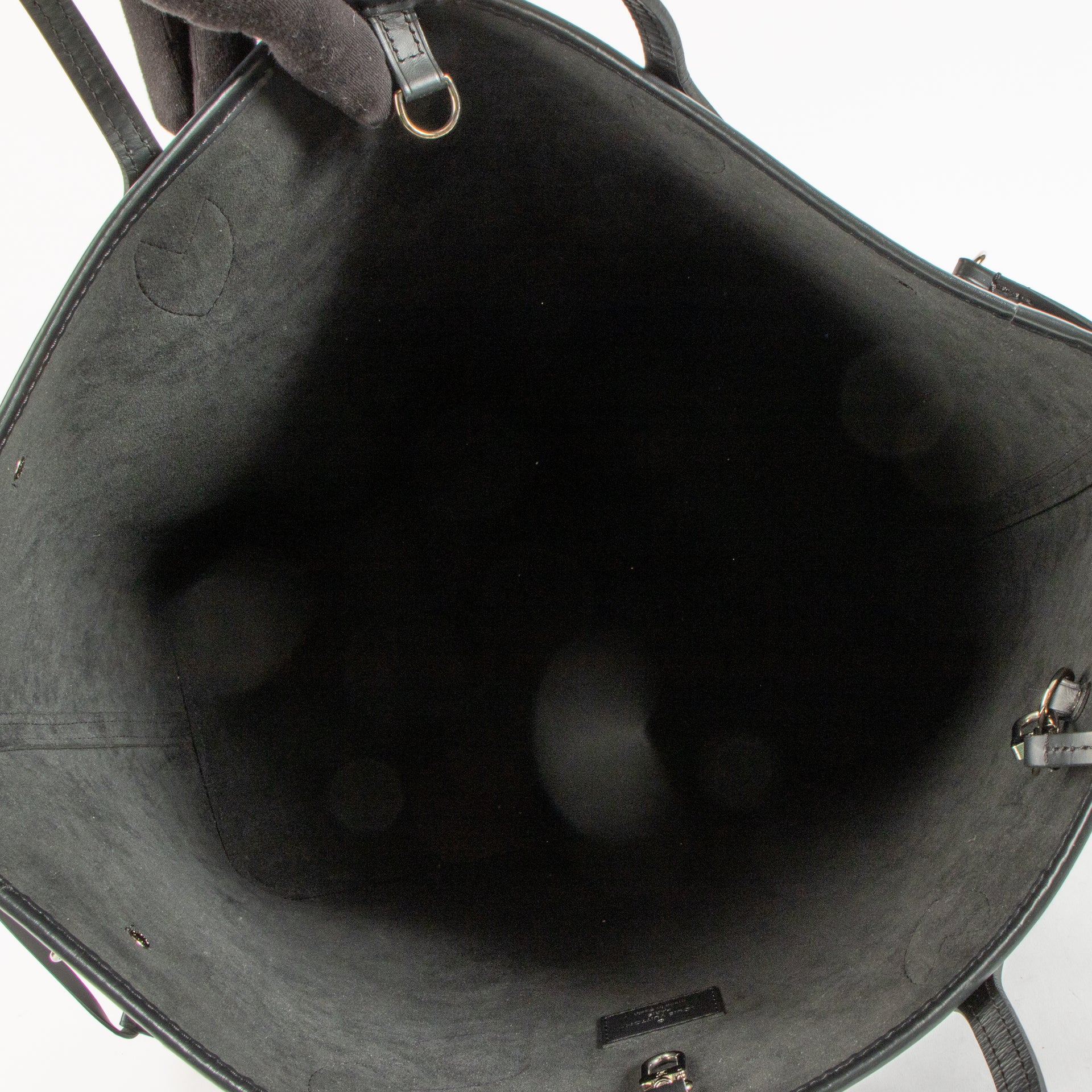 Shop the authentic Louis Vuitton Black Epi Neverfull MM Bag on Labellov.com !