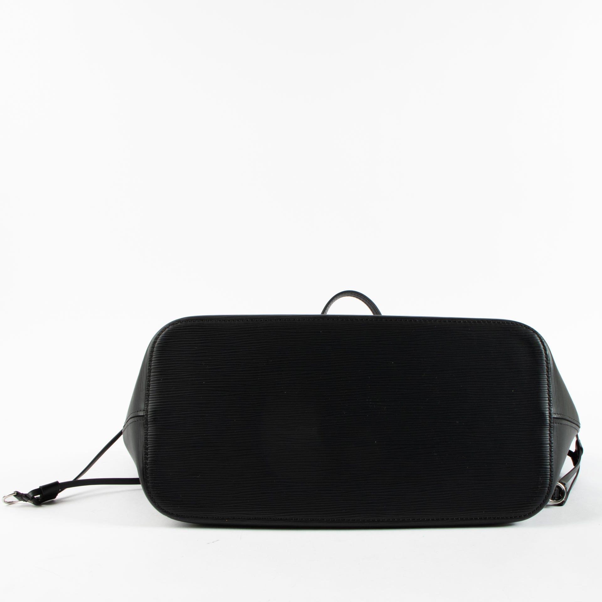 Shop the authentic Louis Vuitton Black Epi Neverfull MM Bag on Labellov.com !