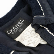 Shop the authentic Chanel 94 P Blue Tweed Jacket/Skirt Set - FR 40 second hand on Labellov.com