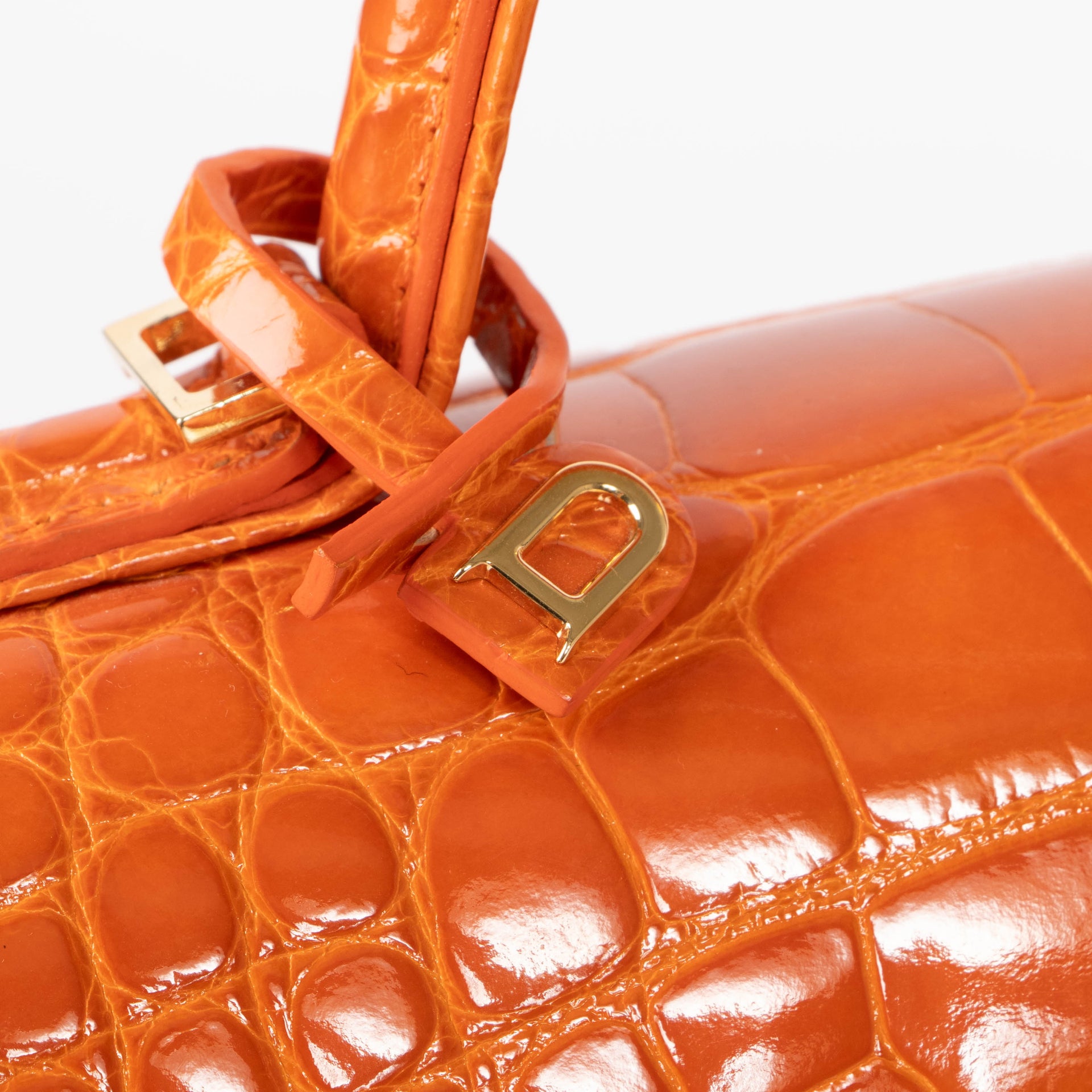 Delvaux Paprika Shiny Alligator Tempête MM Bag