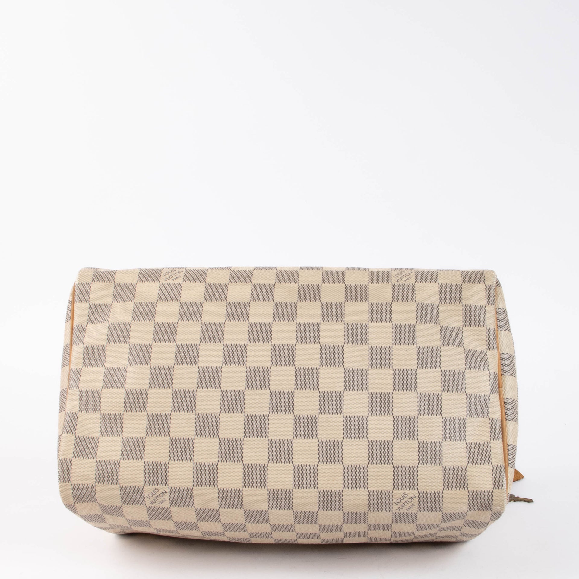 Shop this authentic Louis Vuitton Damier Azur Speedy 30 pre-loved on Labellov.com