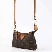 Shop this authentic Louis Vuitton Monogram Pochette Delightful Crossbodypre-loved on Labellov.com