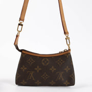 Shop this authentic Louis Vuitton Monogram Pochette Delightful Crossbody pre-loved on Labellov.com