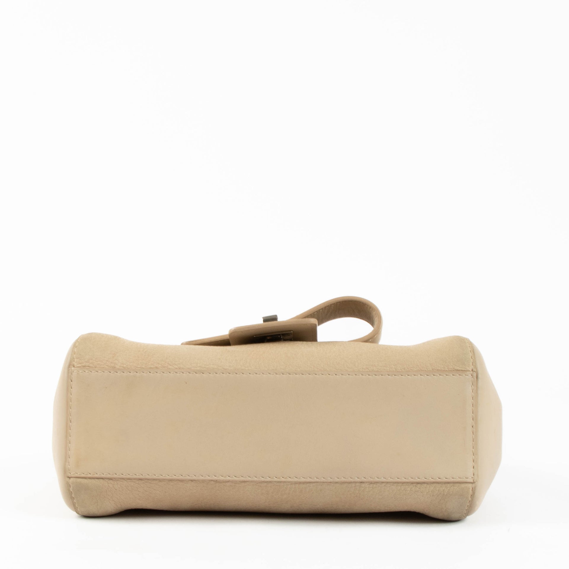 Shop this 100% authentic Delvaux Beige Tourterelle Simplissime City Mini Bag at Labellov.com