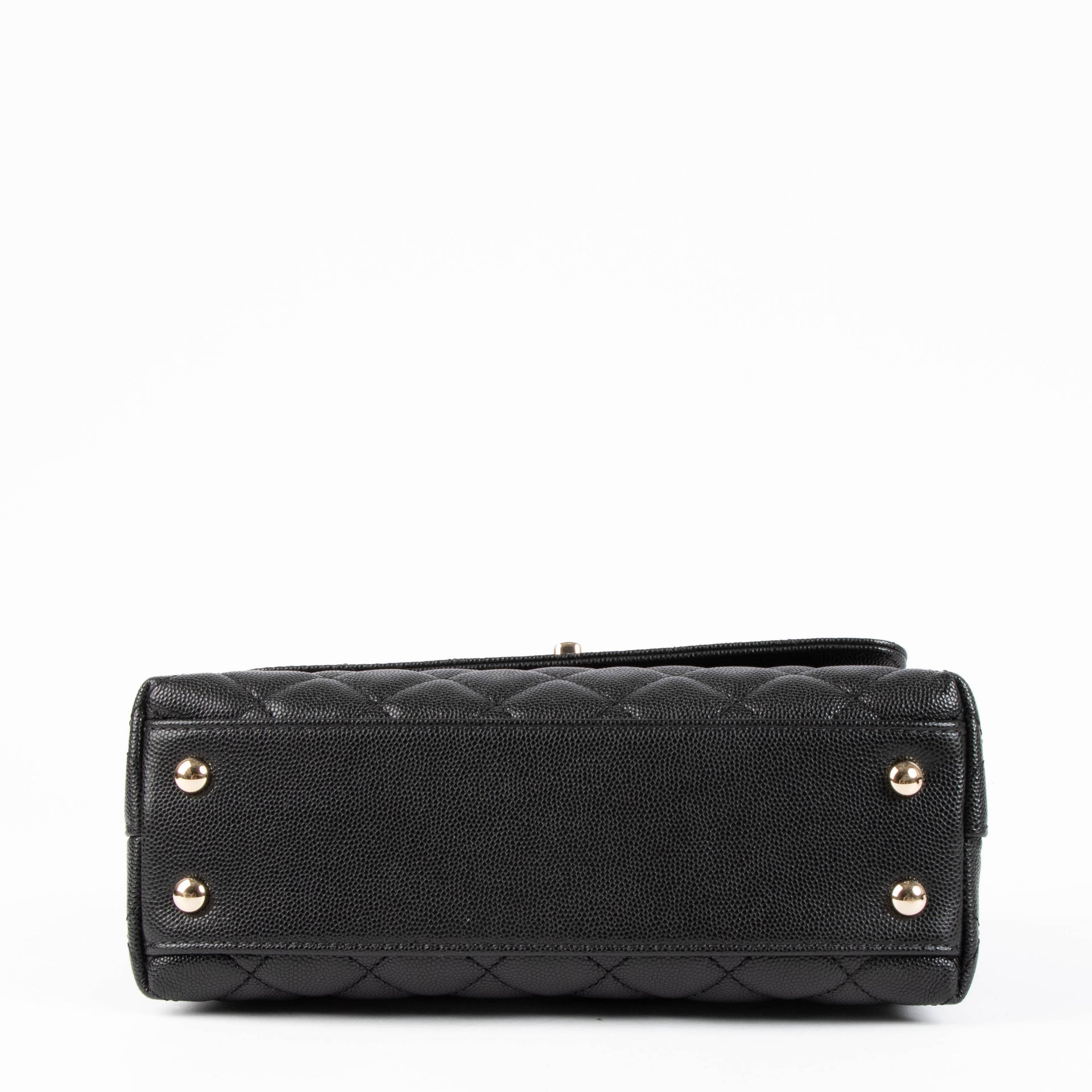 Shop this authentic chanel black caviar small coco handle pre-loved on Labellov.com