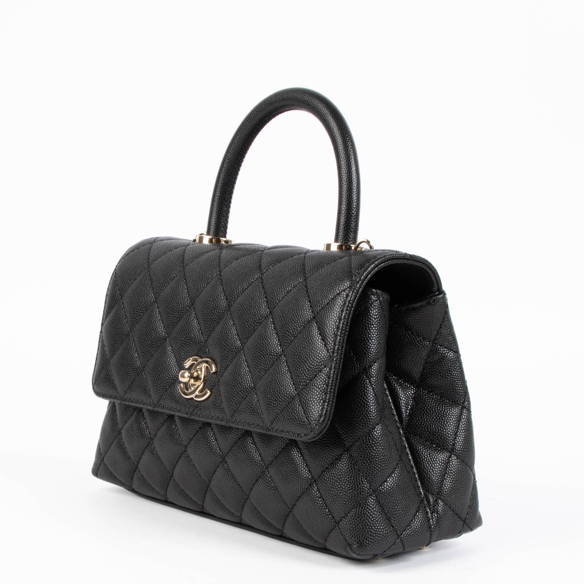 Shop this authentic chanel black caviar small coco handle pre-loved on Labellov.com