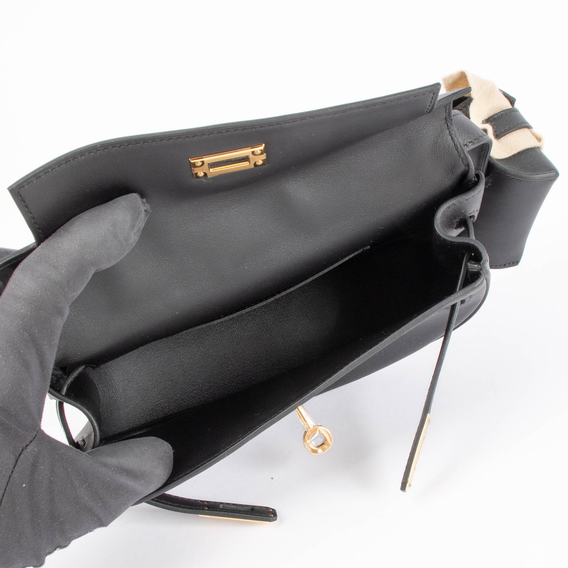 Hermès Kelly Moove Black Swift GHW