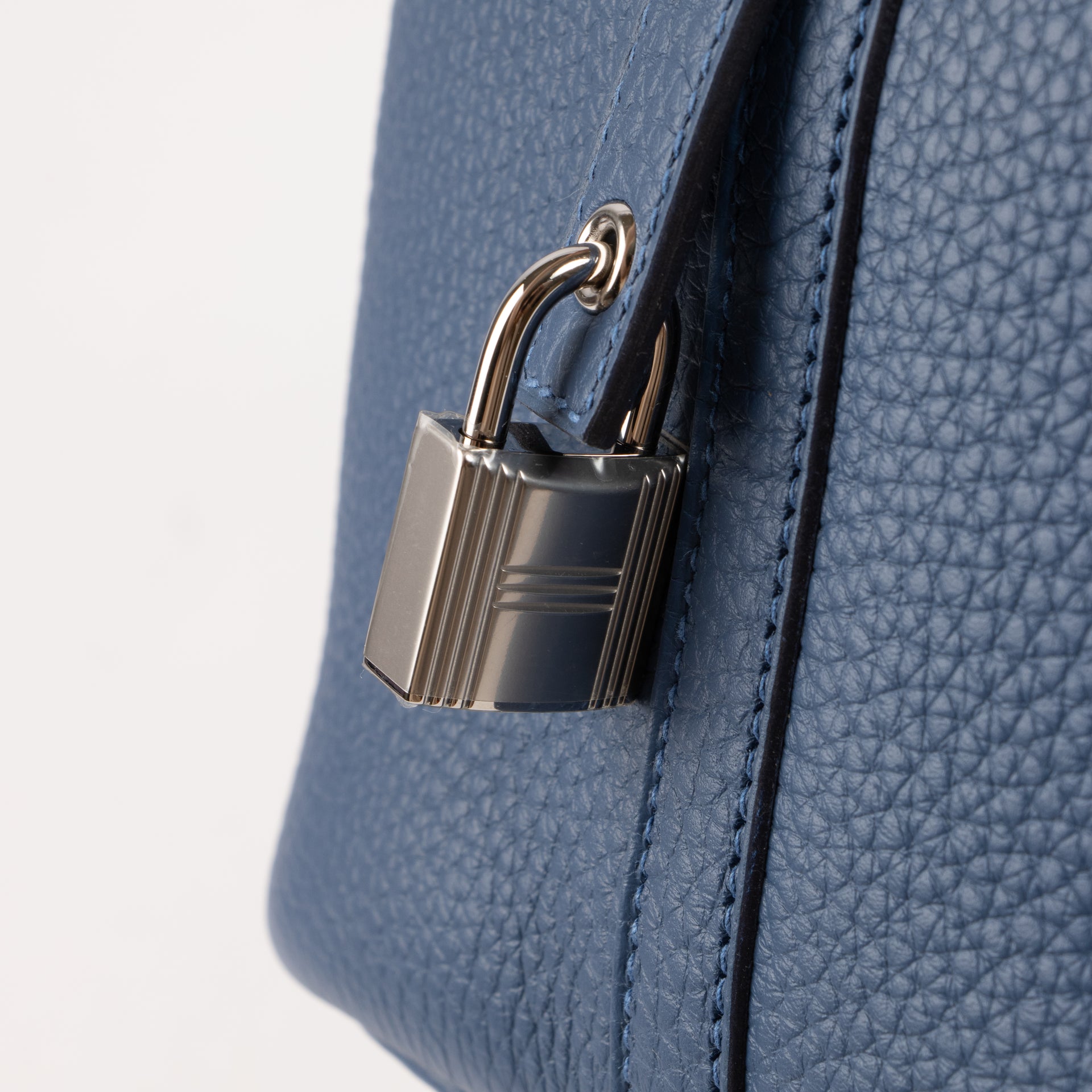 Hermès Picotin Lock 18 Bleu Tie Clemence PHW