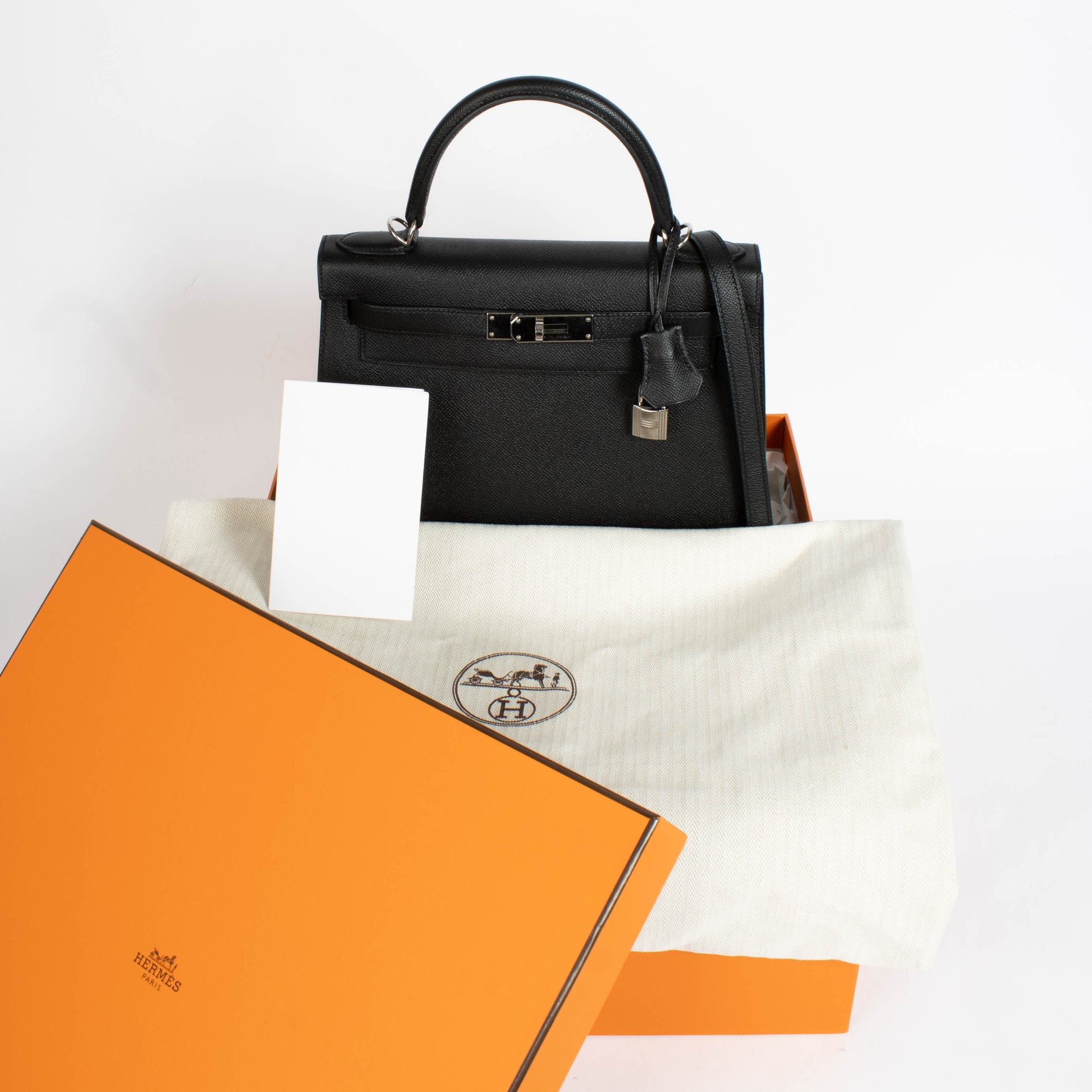Hermès Kelly 28 Noir Epsom PHW