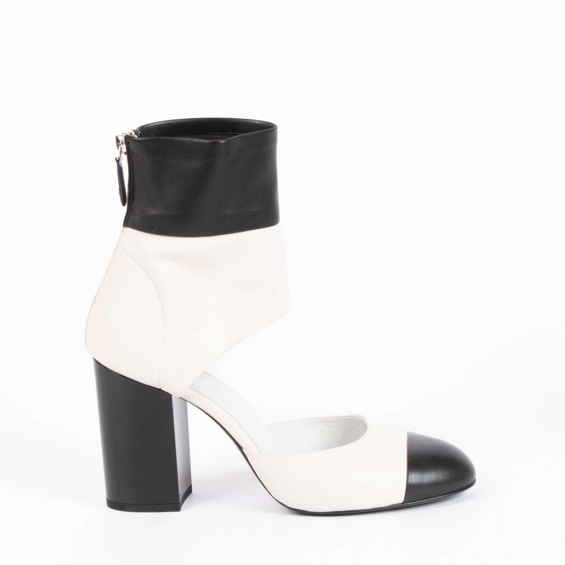 Chanel 17S Black/White Cut-Out Ankle Boots - Size 40.5
