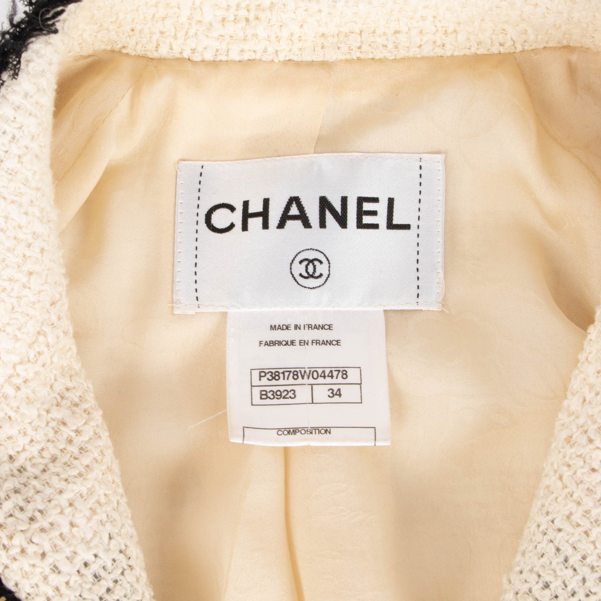 Chanel Black And White Tweed 2010 Spring Collection Jacket Size 34