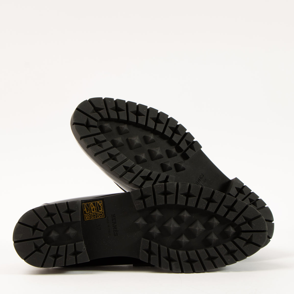 Shop this authentic Hermes Black Faubourg Loafers - Size 37 pre-loved on Labellov.com
